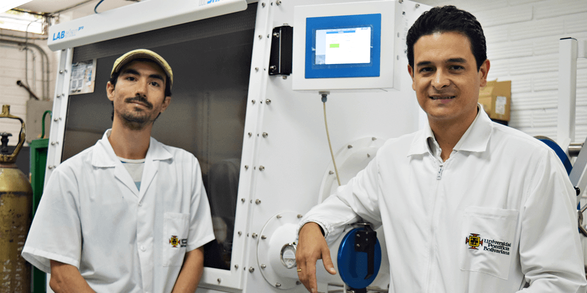 Dr. Esteban Garcia-Tamayo and Dr. Vladimir Martinez-Tejada in the Department of Nantotechnology Engineering at Universidad Pontificia Bolivariana in Colombia